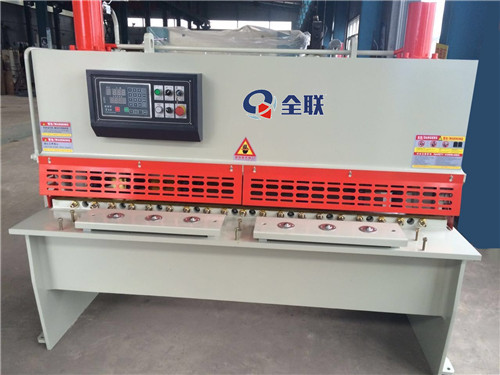 液(yè)壓閘式剪(jian)闆機