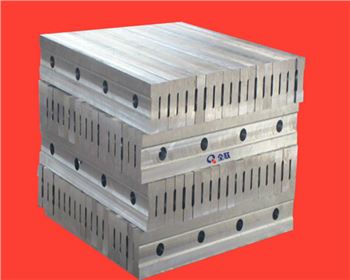 剪闆機刀片(pian)