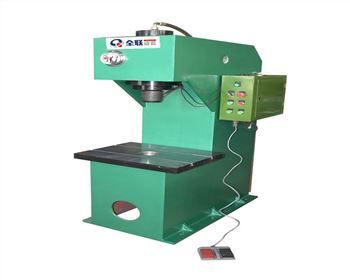 Y41系列(liè)單柱液(yè)壓機